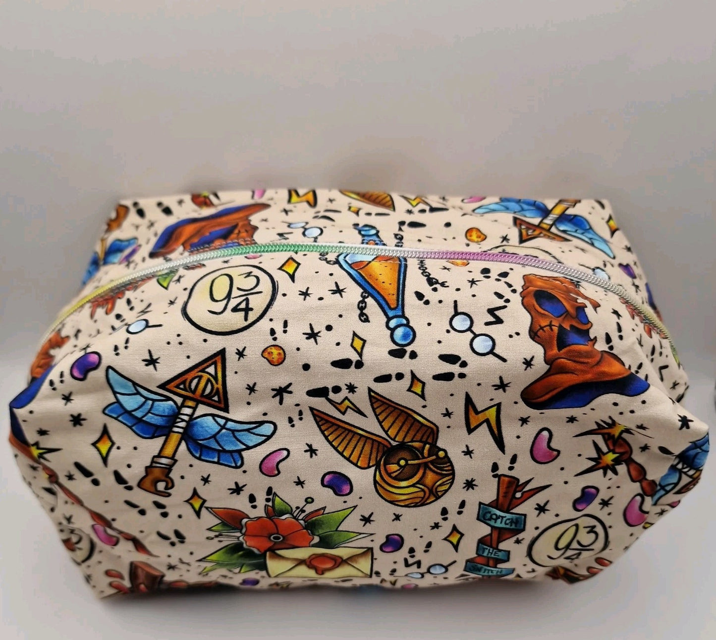 Hand Made Wash / Makeup Bag Using Harry Potter Fabric Great Gift For The HP Fan!