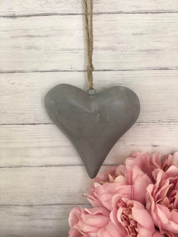 Vintage Grey Hanging Wooden Heart Shabby Chic Rustic Homeware