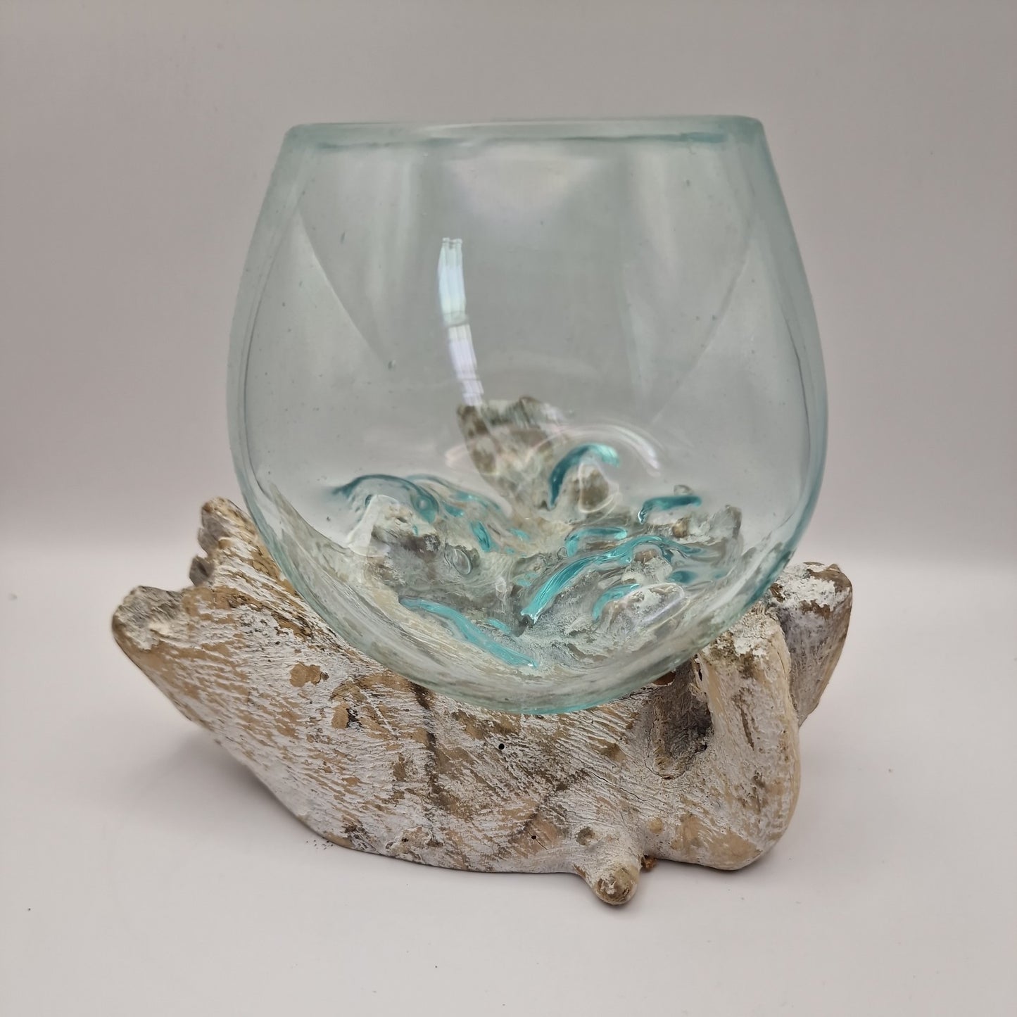 Moulton bowl On driftwood Root