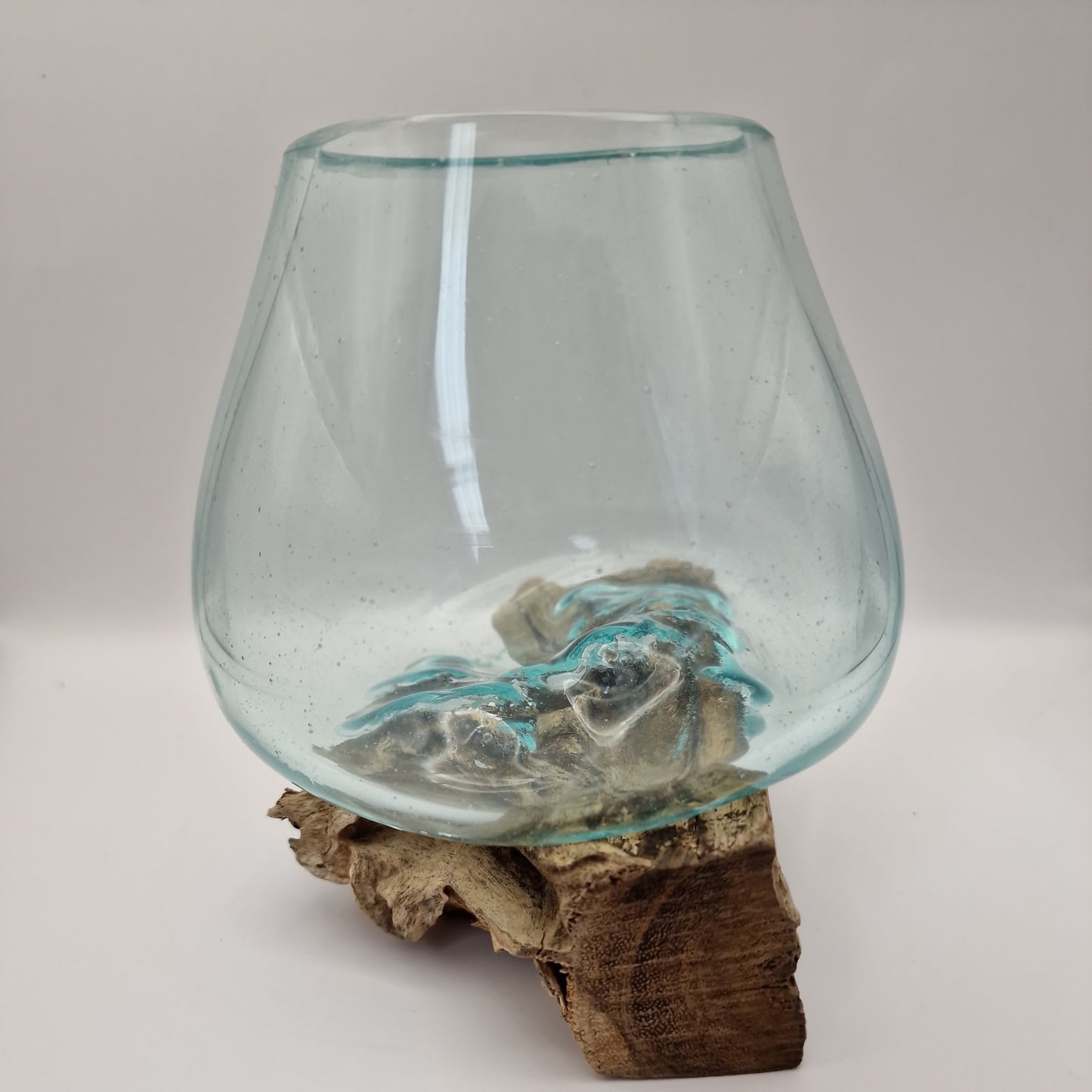 Moulton bowl On driftwood Root